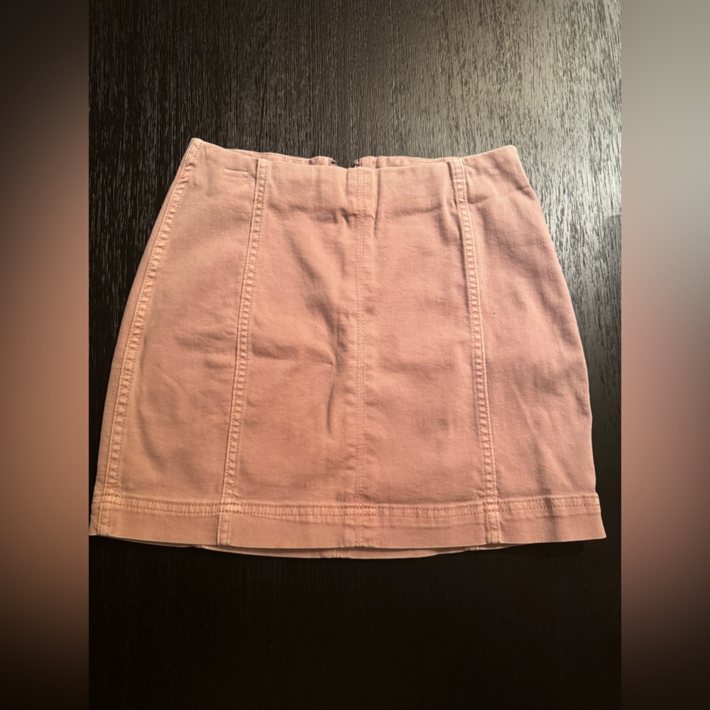Wild Fable Blush Zip Up Skirt (Worn Once, Like NEW)